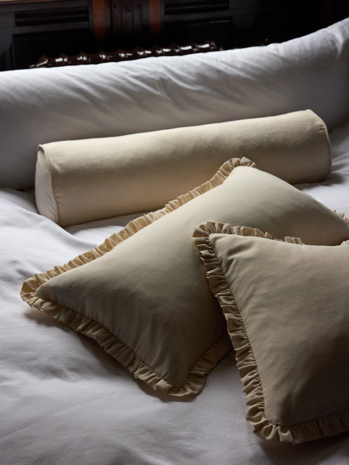 Laura Cushion Cover